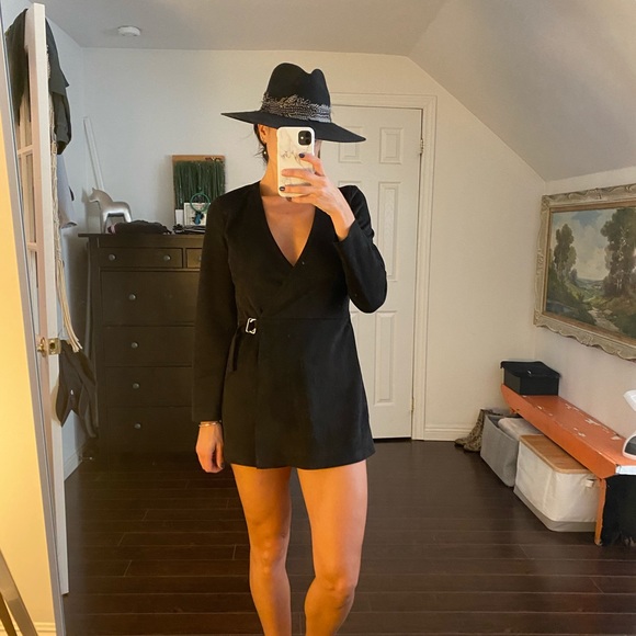 Zara Black suede romper - Picture 1 of 2